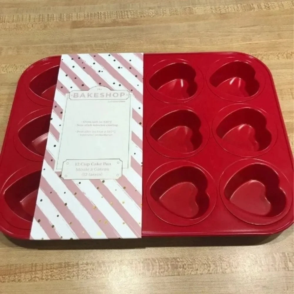 Masterclass Heart Shaped Cupcake Pan Red NWT